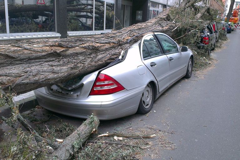 Havárie automobilu a povinné ručení. 