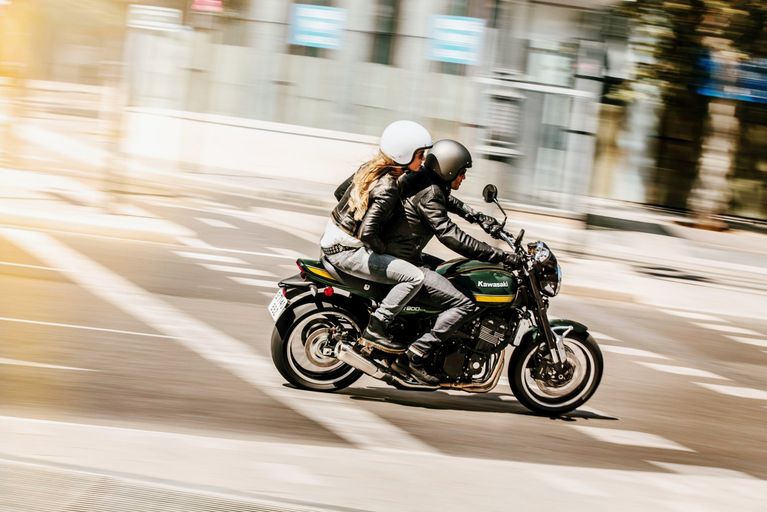 Kawasaki Z900 RS (2020). Kolik stojí povinné ručení?