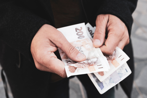 Vyšší zálohy jako forma spoření? U některých dodavatelů může být problém