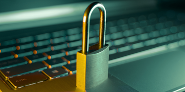 Zákon o kyberbezpečnosti: Co se mění a jak nová nařízení o digitální bezpečnosti ovlivní každého z nás?