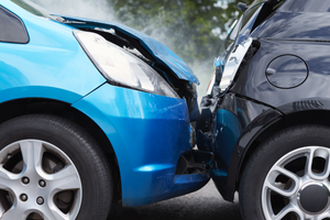Srážka s nepojištěným vozidlem: Co dělat, když viník nemá povinné ručení