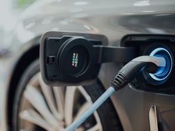 Ceny paliv rychle rostou. Vyplatí se teď elektromobil?